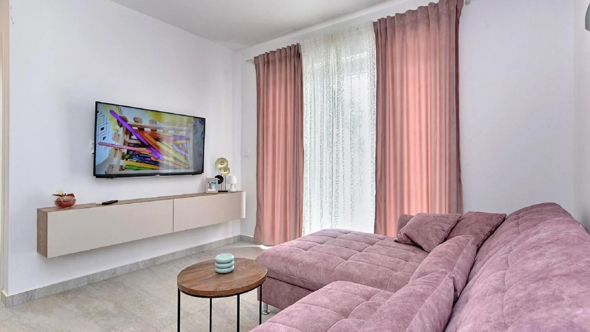 Modern Villa With Private Hydromassage Pool 보드냔