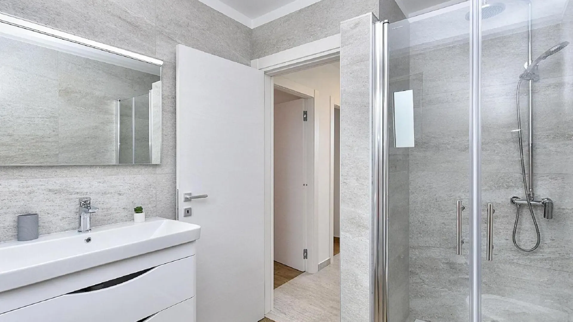 Modern Villa With Private Hydromassage Pool 보드냔