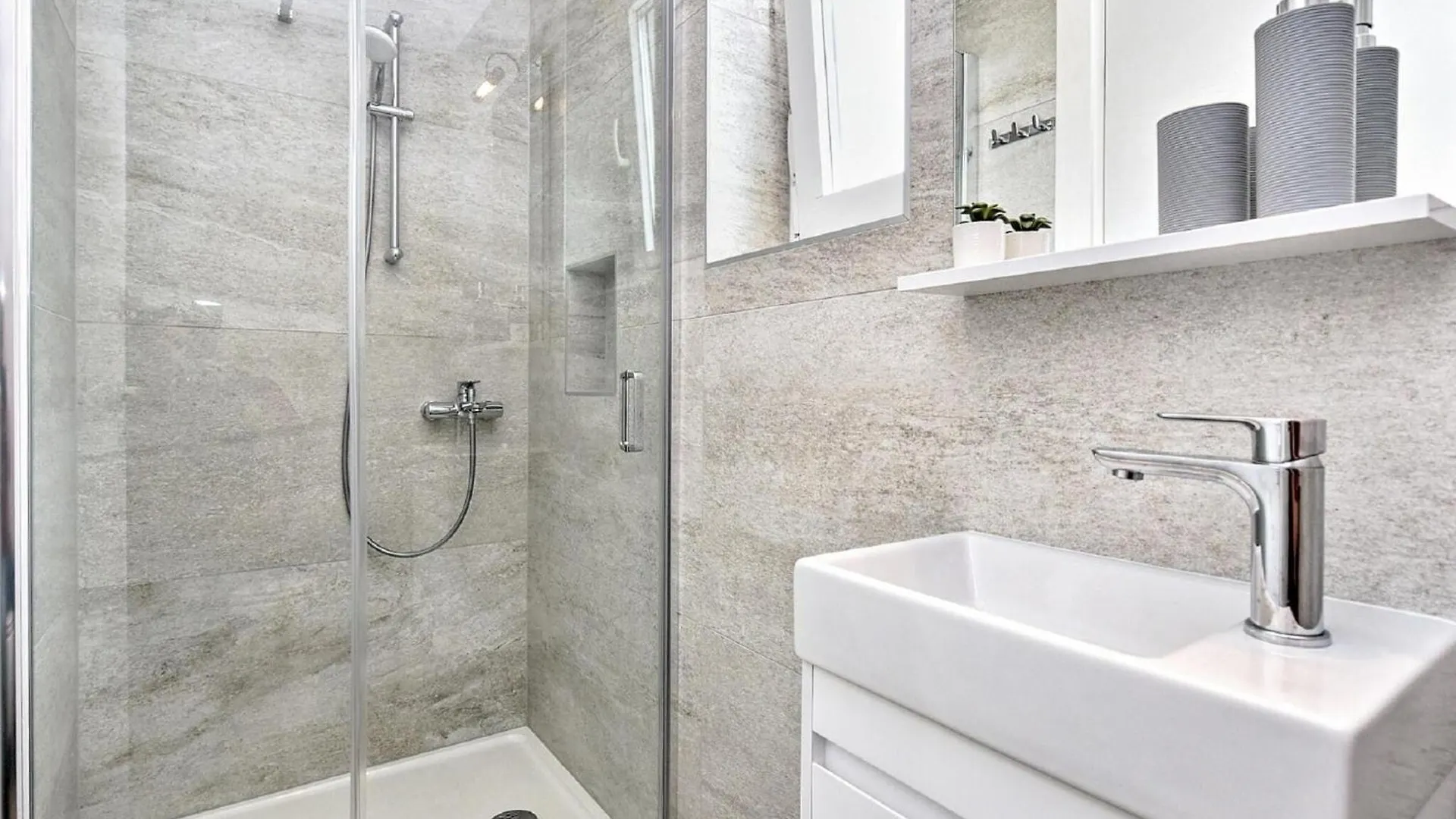 Modern Villa With Private Hydromassage Pool 보드냔 0*,